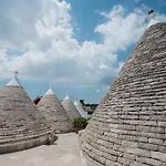 Trulli D'autore Bed & Breakfast