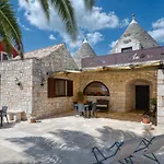 Trulli D'autore לינה וארוחת בוקר מרטינה פרנקה