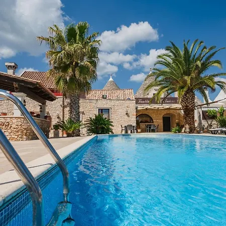 Trulli D'autore فندق مبيت وإفطار مارتينا فرانكا