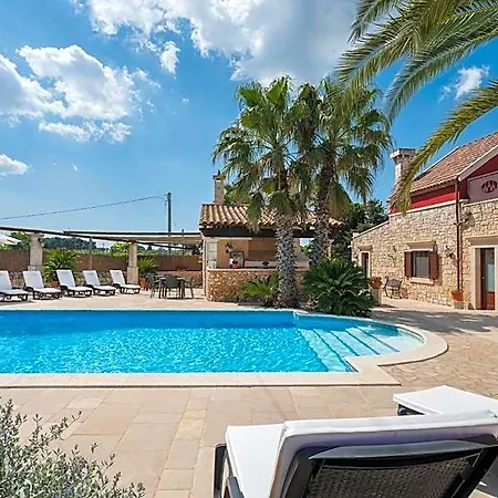 Trulli D'autore Bed & Breakfast Martina Franca
