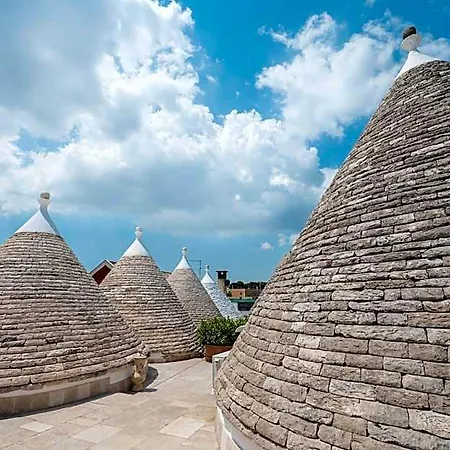 Trulli D'autore 4* Martina Franca