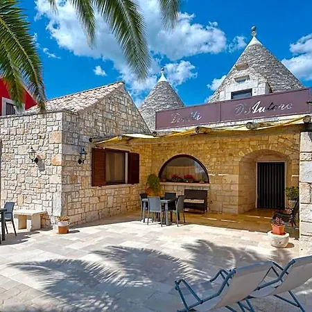 Trulli D'autore Bed & Breakfast 4*